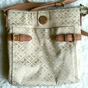 Tommy HilfigerJulia Crossbody Bag